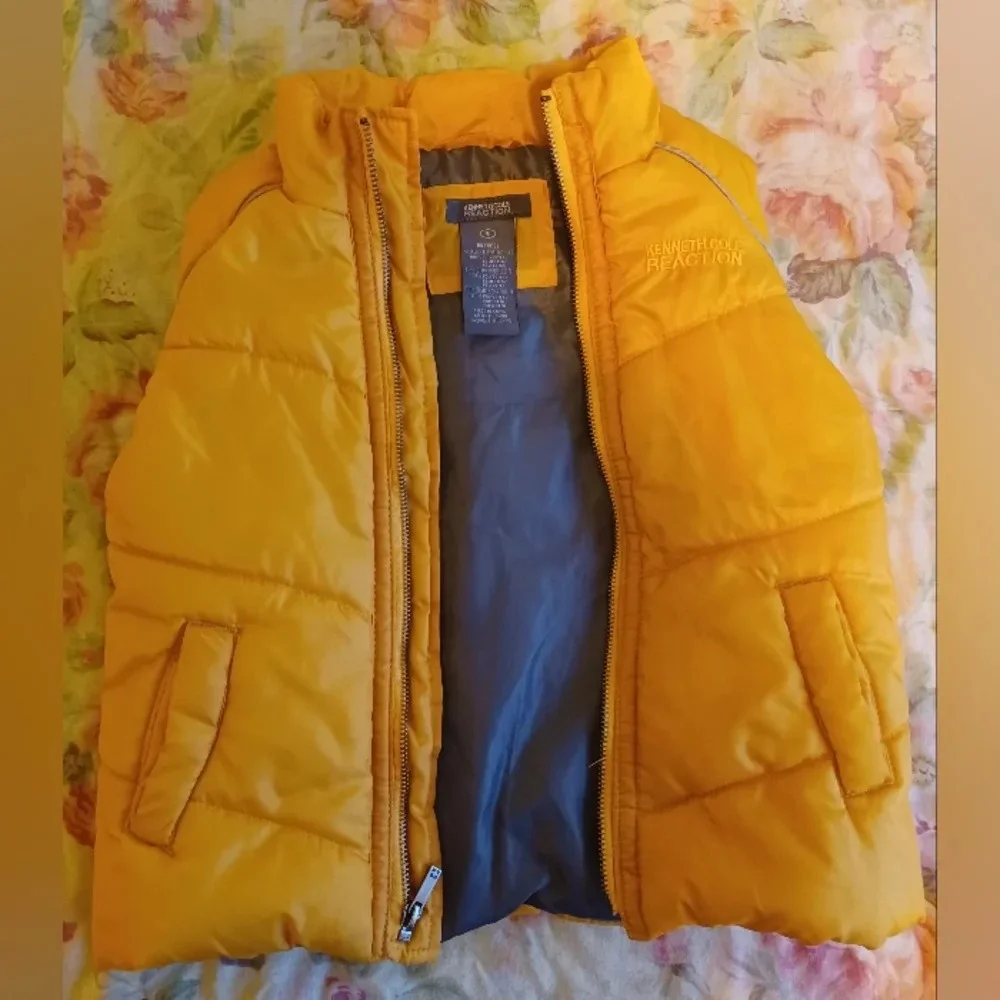 Kenneth Cole Reaction Yellow Puffer Vest